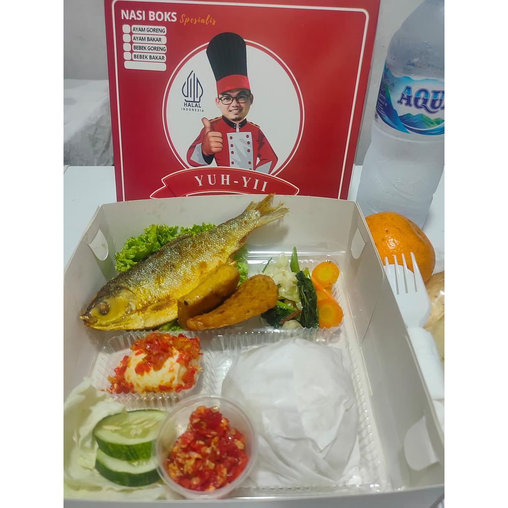 YuhYii Nasi Boks Bandeng Presto Goreng