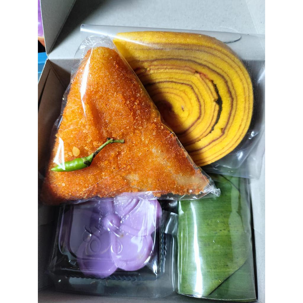 Paket Snack Box by Dumma Eat