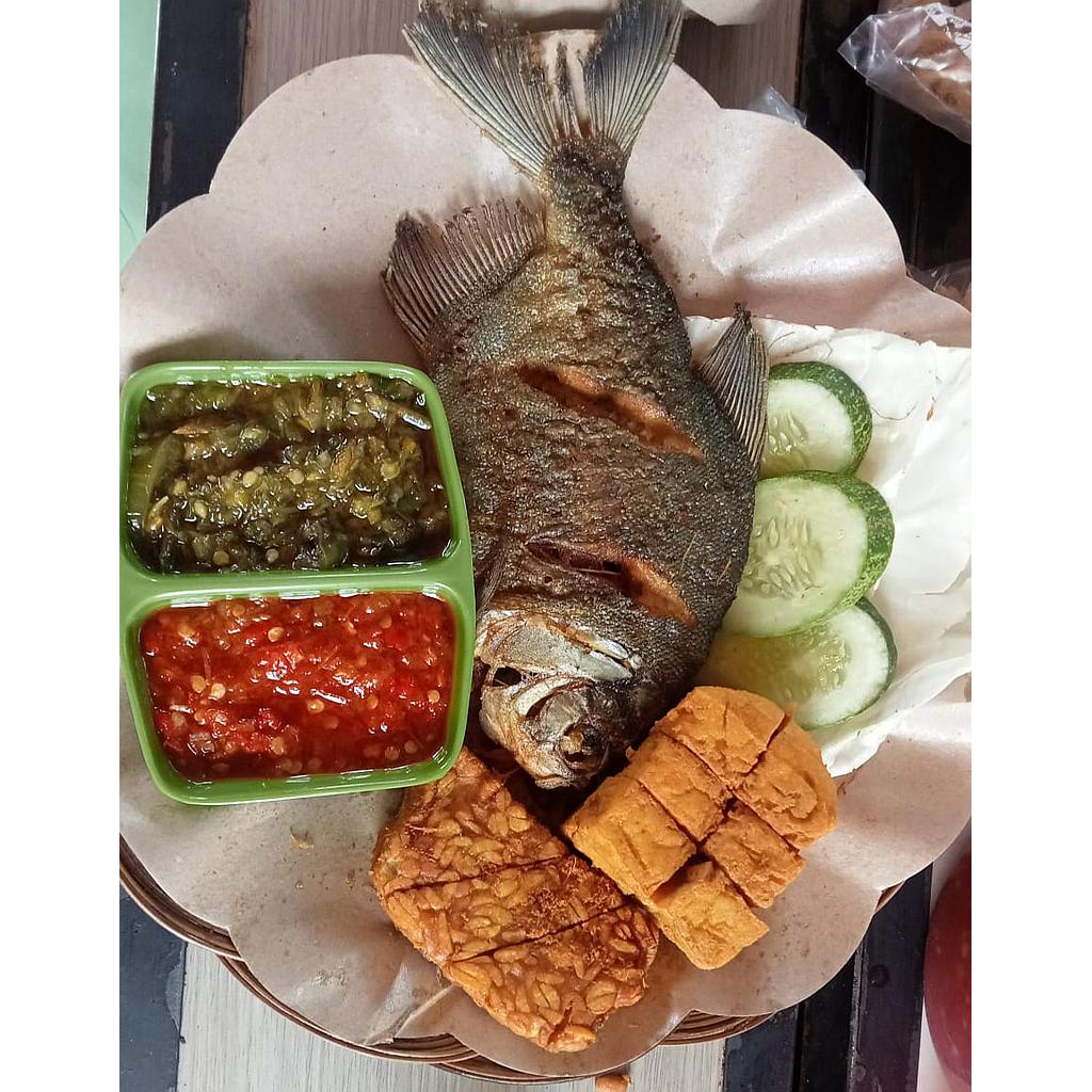 Lunch Box Pondok Prasmanan Ibu Titi