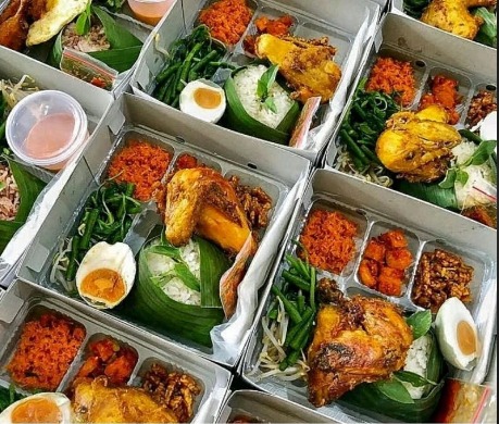 PAKET LUNCH PUTRI CATERING