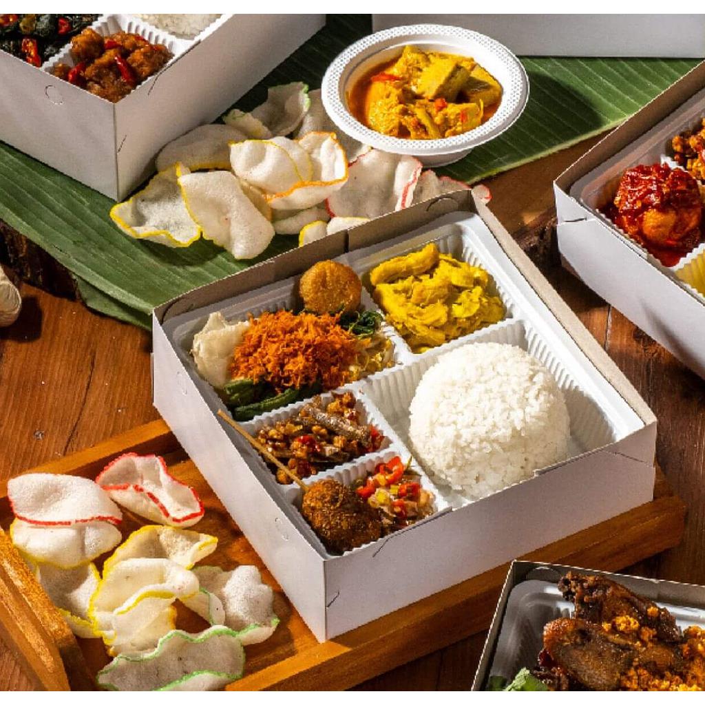 Paket Nasi dan Snack