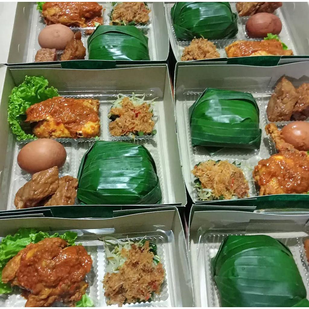 NASI BOX SYAFA CAKE N COOKIES