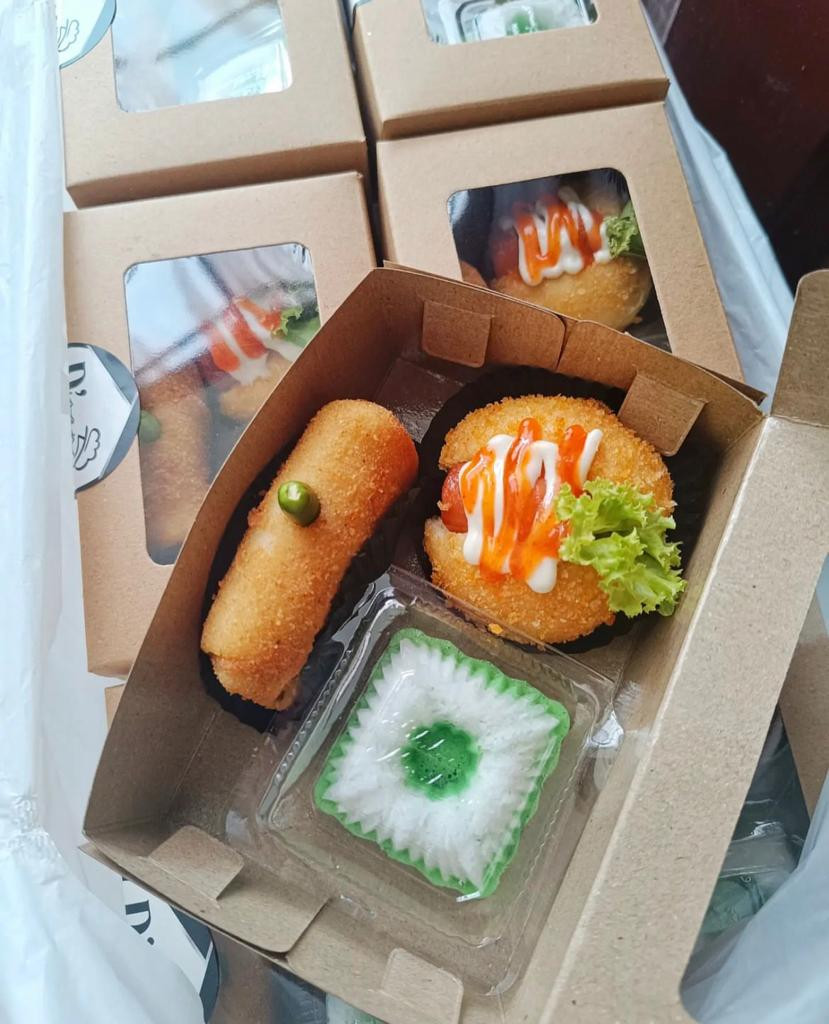 Snack Box (Auntie Annis)