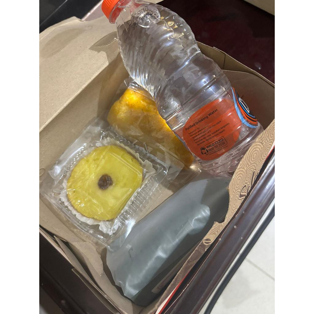 DELMOV95 - Snack Box Paket B