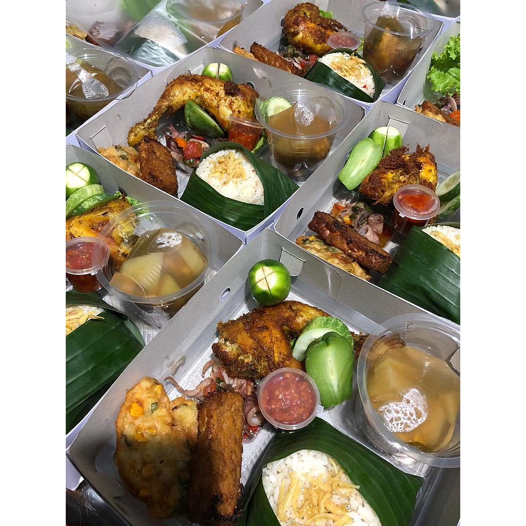 NASI BOX YAYA'S CATERING