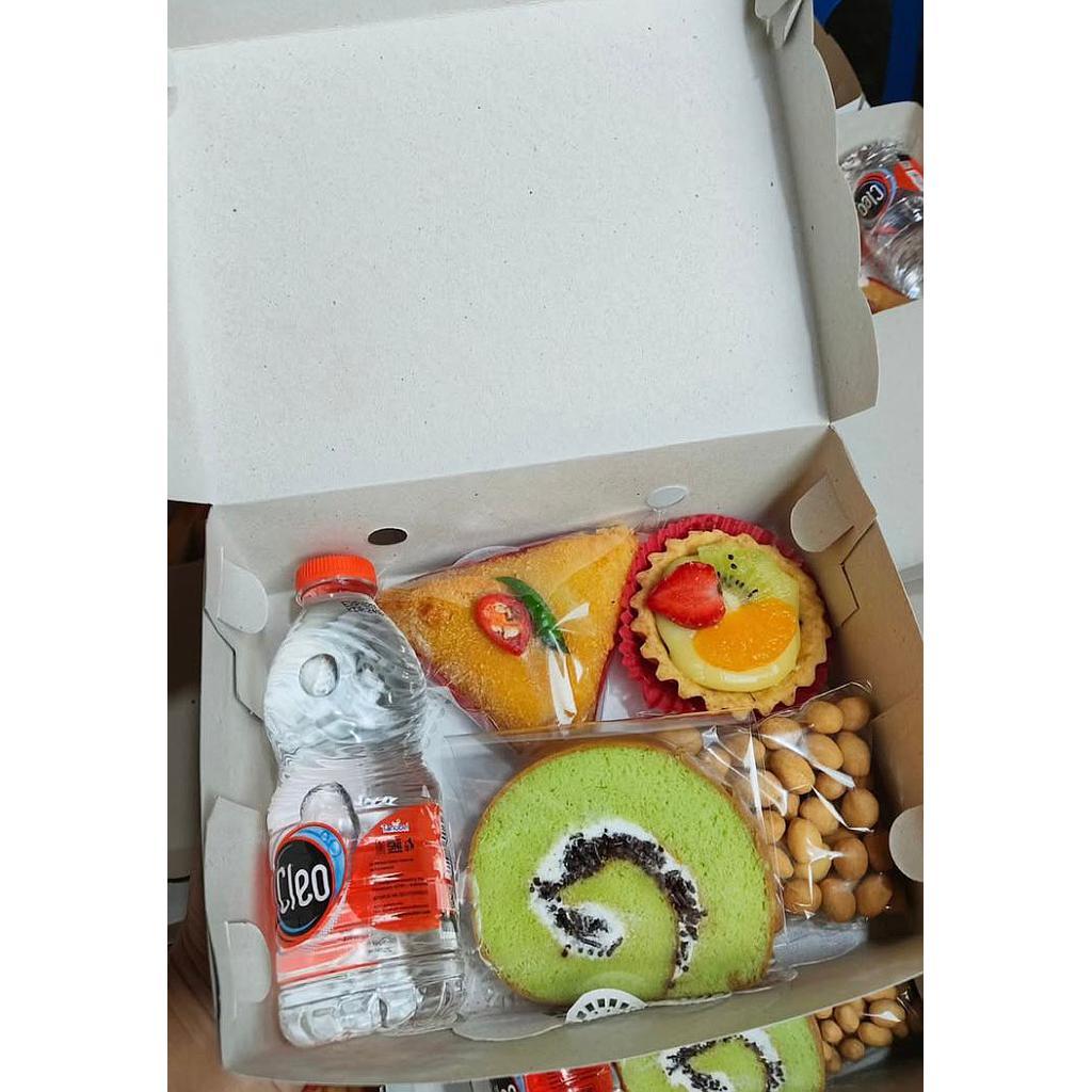 Snack Box H &amp; H Langit Catering