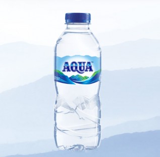 Air Mineral (Aqua) 330 ml
