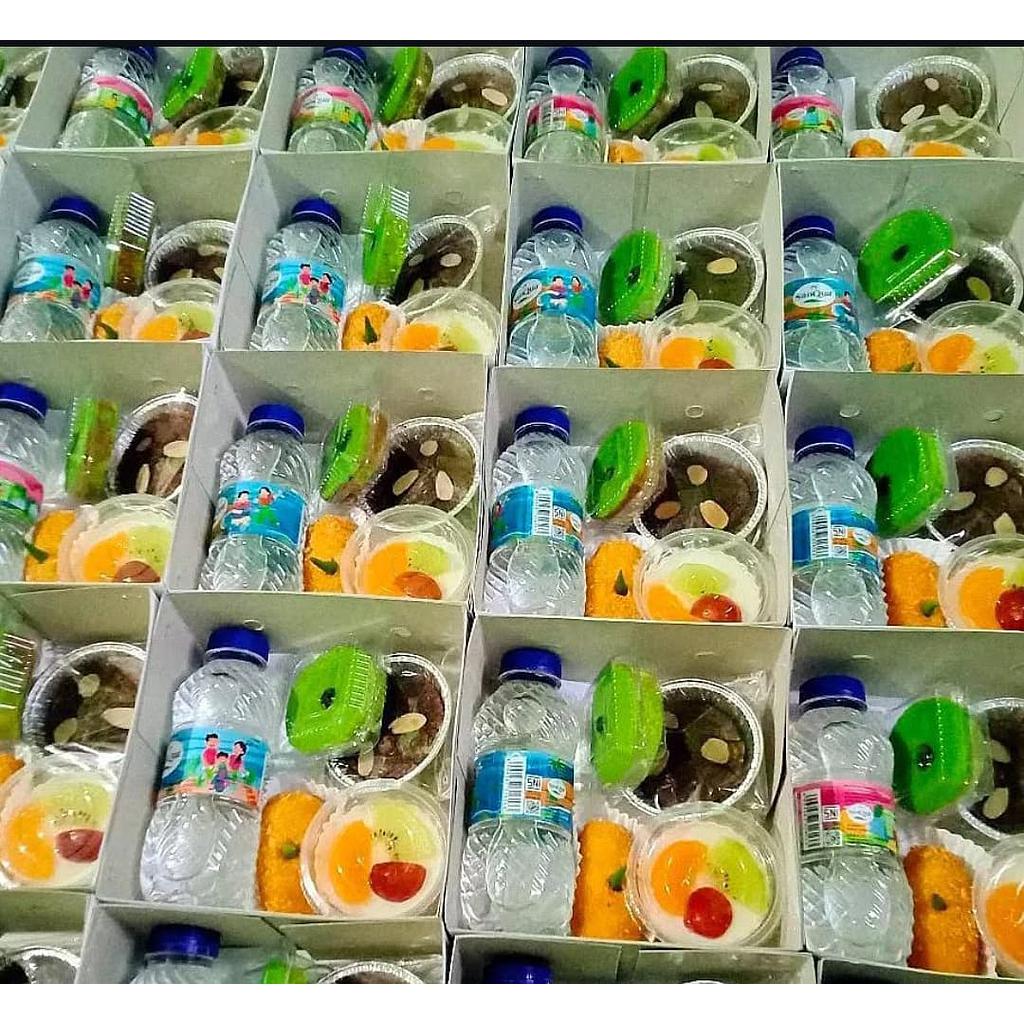 Snack Box By De Queen