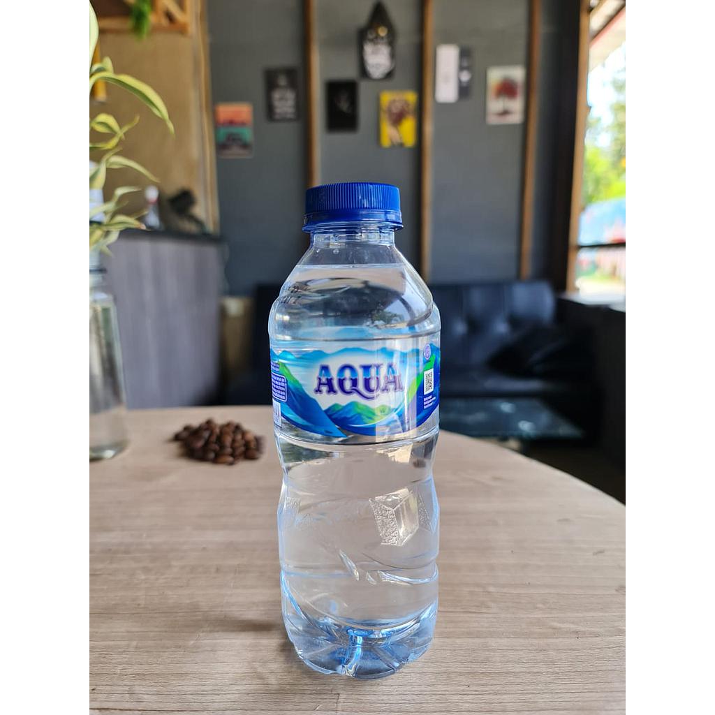 Air mineral Aqua 330 ml