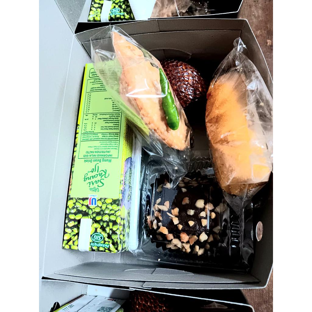 PAKET SNACK BOX 8