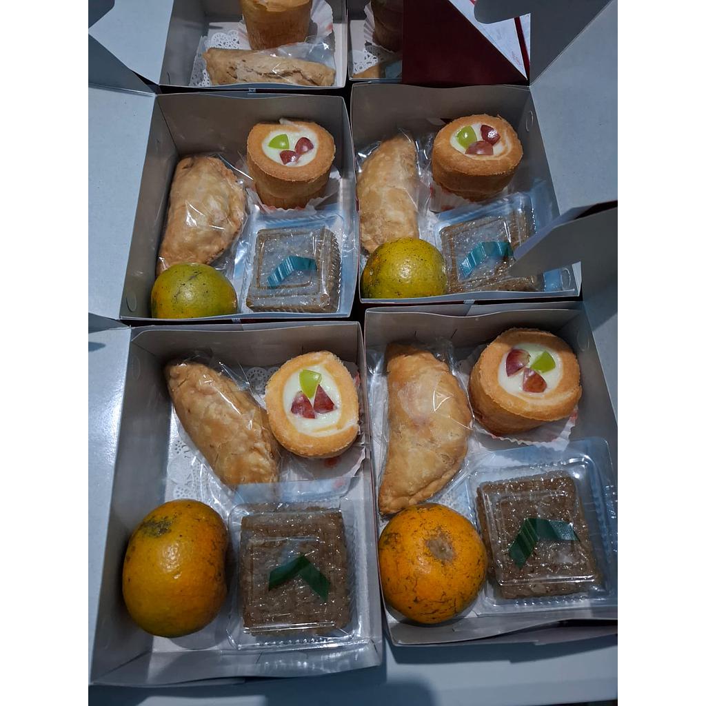 Paket B Snack Box (Rantang Rasa)