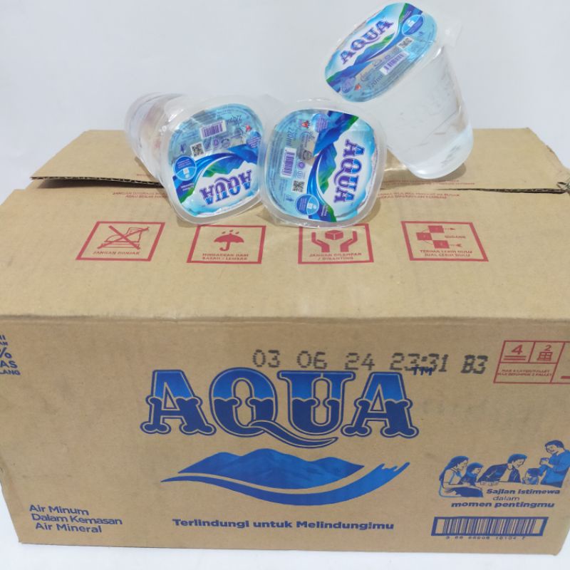 air mineral Gelas
