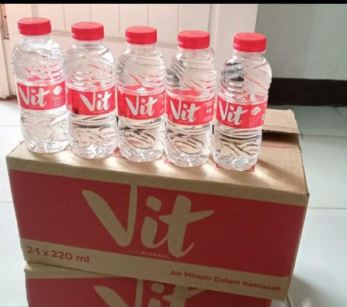 VIT Kemasan Botol 220ml