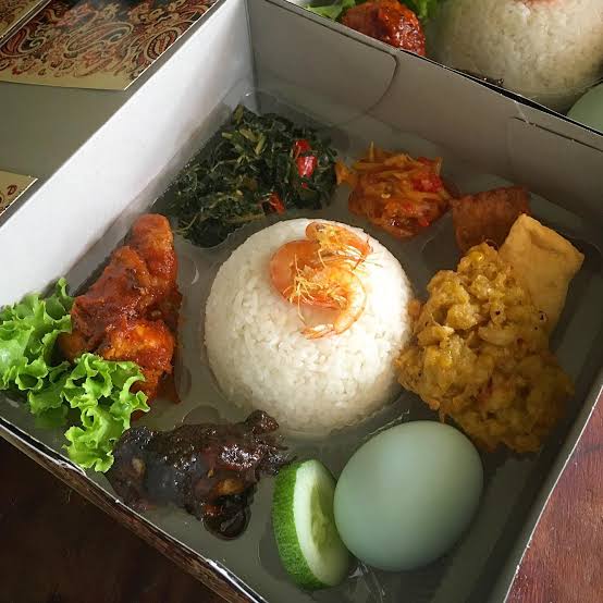 Nasi Ayam Rica-Rica Ibu Murni