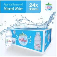 Air Mineral Kemasan Le Minerale 330 mL