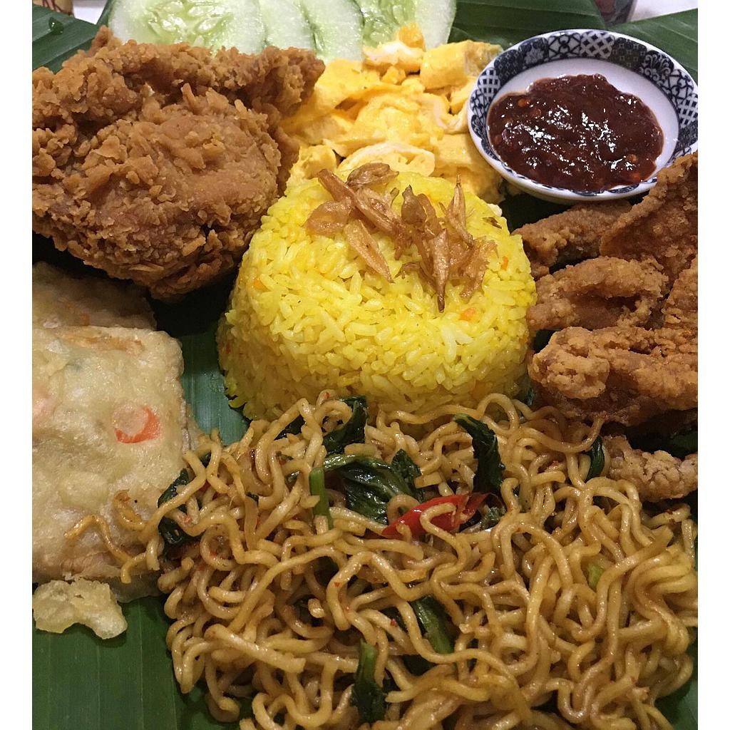 NASI KUNING NTUNG KITCHENS