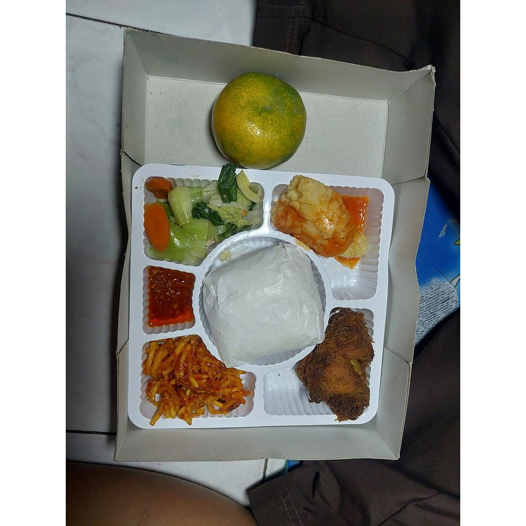 NASI BOX NTUNG KITCHENS I