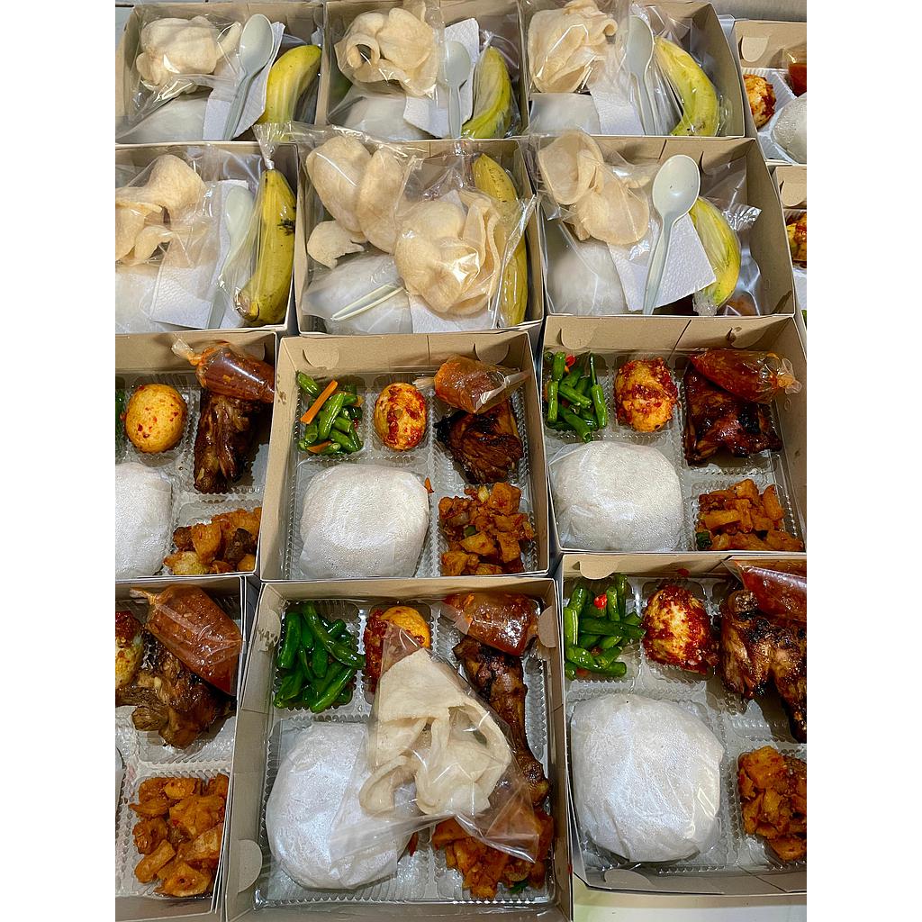 Paket Lunch Box Spesial (Warna Catering)