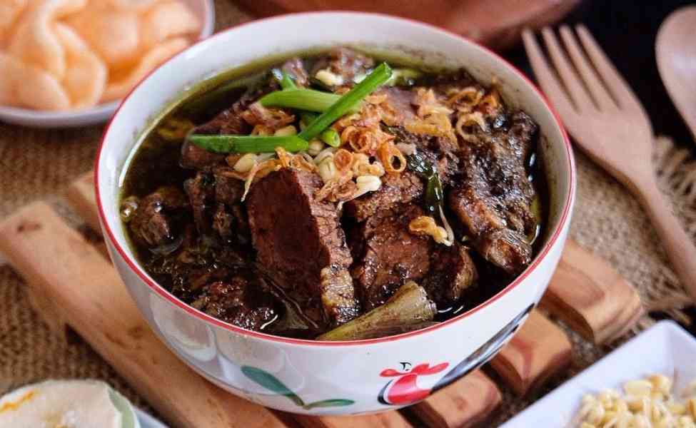 Nasi Rawon Sapi