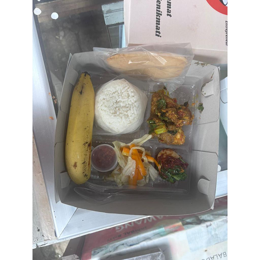 Nasi Ayam rica-rica