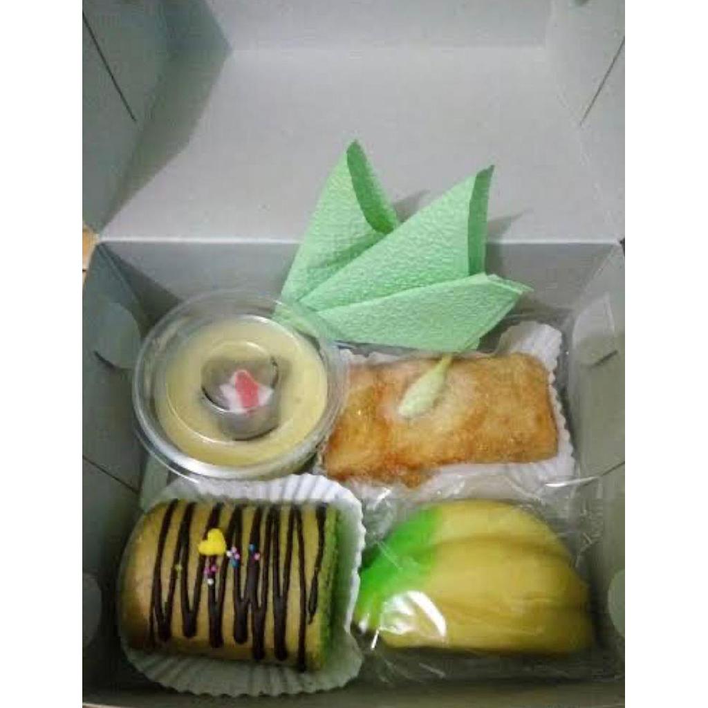 Snack box