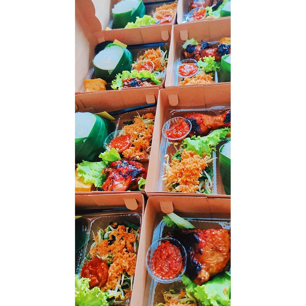 NASI BOX PREMIUM DAPUR SIKEMBAR (Ready Stock)