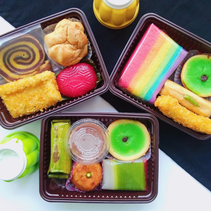 Paket snack box untuk 15 orang - Qinscake
