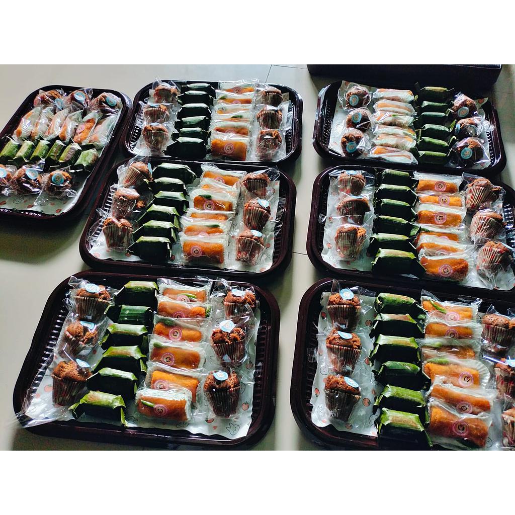 Paket Takjil Pawon Si Bu