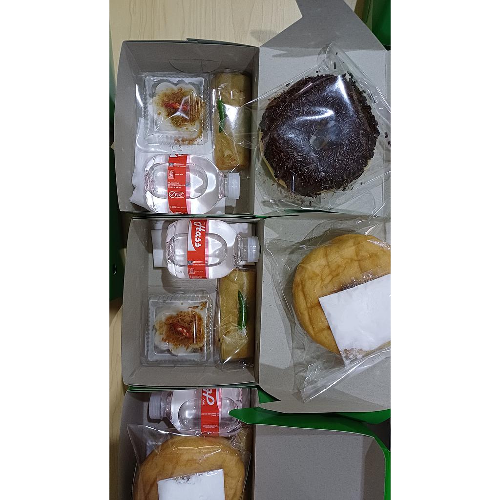 Snack Takjil  Konsumsi (Buka Puasa Bersama dan Tarawih Berjamaah)