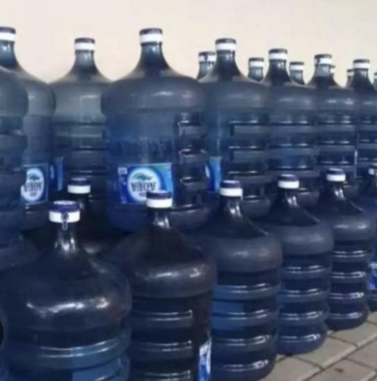 Air Galon 19 liter 