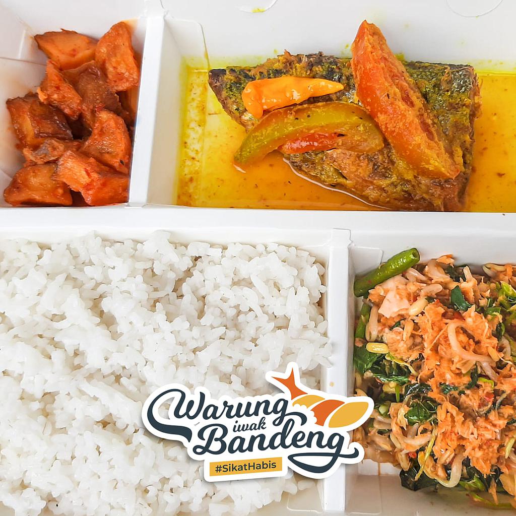 Bandeng Bumbu Kuning (Warung Iwak Bandeng)