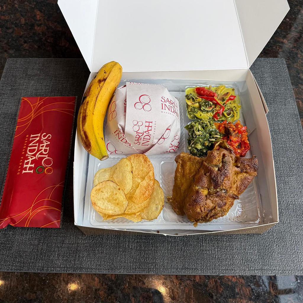 Nasi Box Padang Premium Sari Indah (Ayam Panggang)