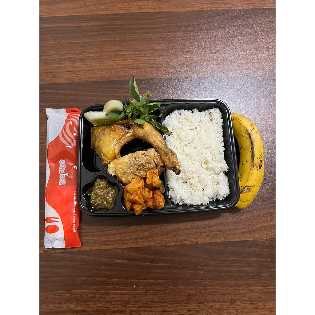 Paket nasi ayam goreng