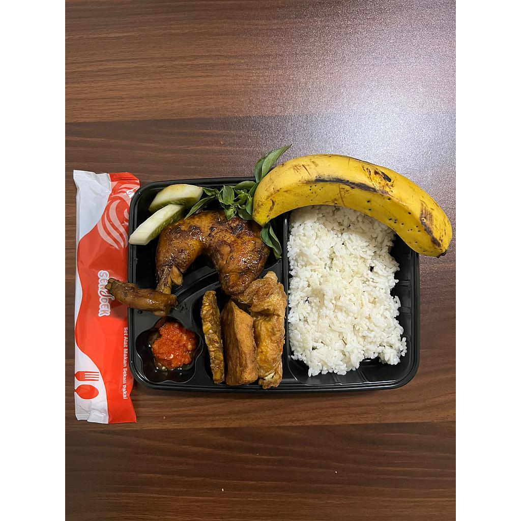 Paket nasi ayam bakar