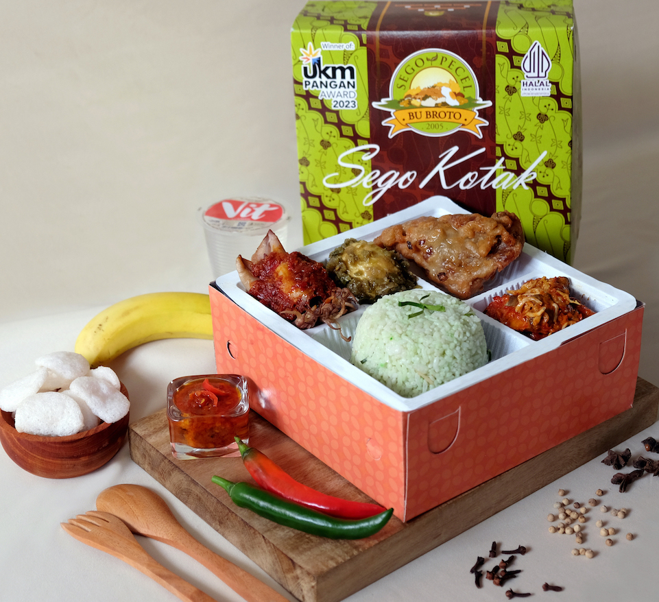 Nasi Ijo Daun Jeruk Bu Broto