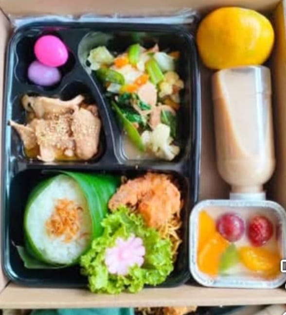 NASI BOX ISTIMEWA_AZLYN CAKE