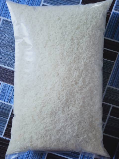 Beras Putih (1 Kg)