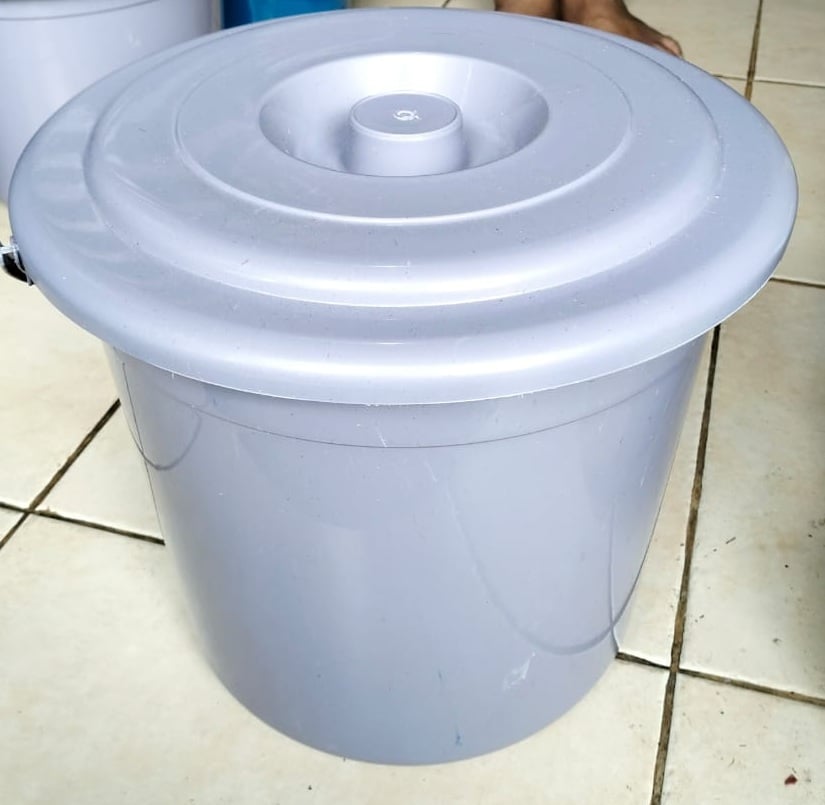 Ember Plastik 20 Liter