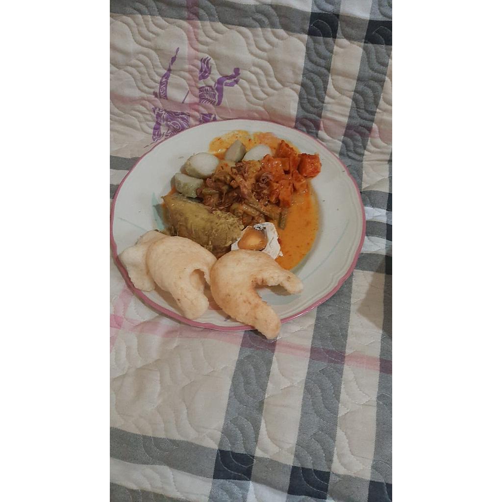 LONTONG CAP GO MEH
