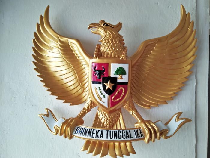 BURUNG GARUDA