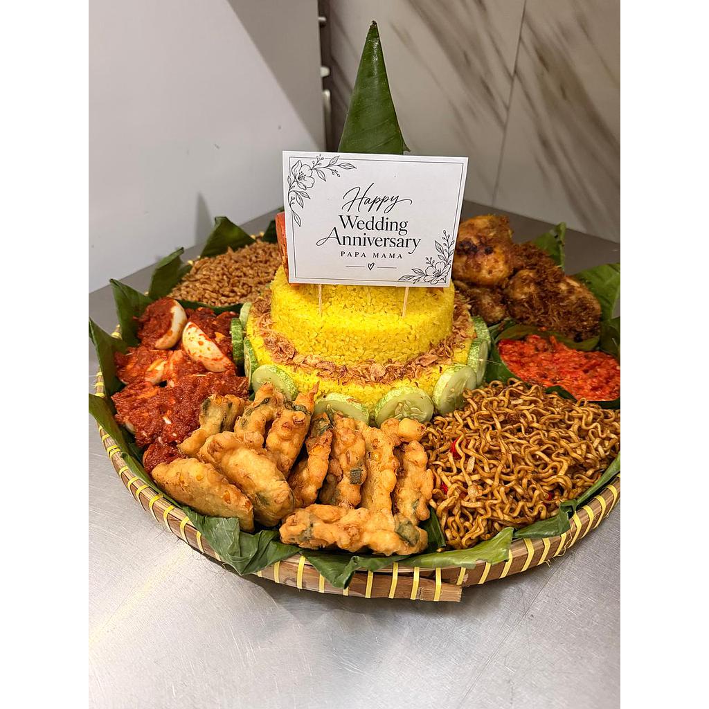 Nasi Tumpeng (10 Porsi)