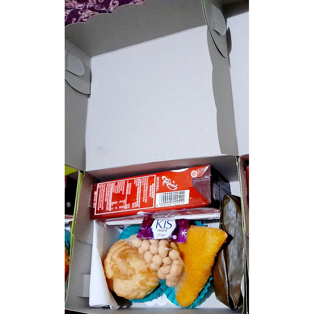 Snack box premium soesmontoq
