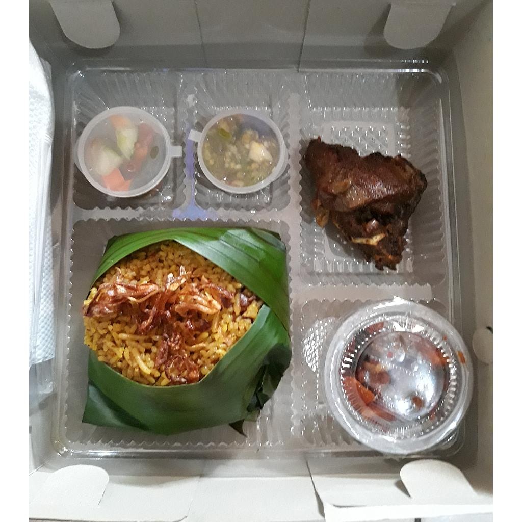Paket Nasi Kebuli Ayam