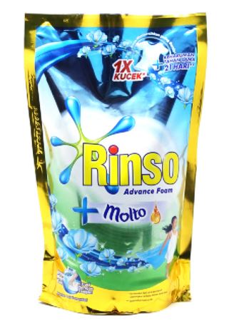 Rinso Molto Detergent Cair Konsentrat Pouch 750 Ml