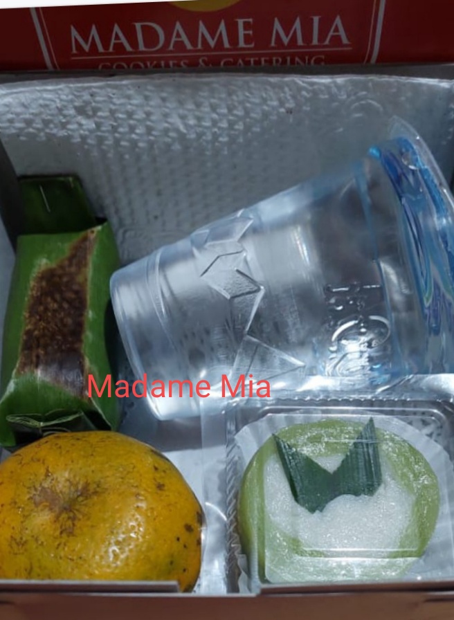 Paket snack box 18
