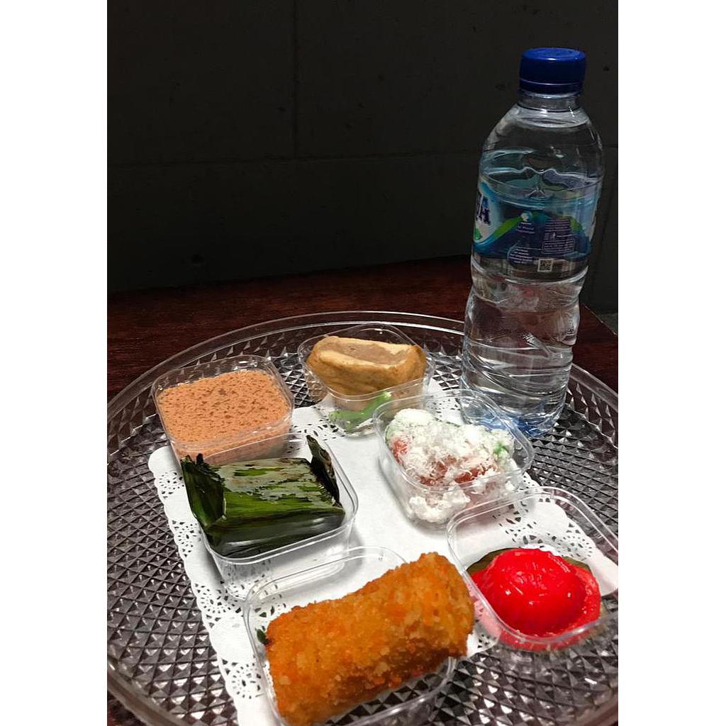 Snack Box 18rb
