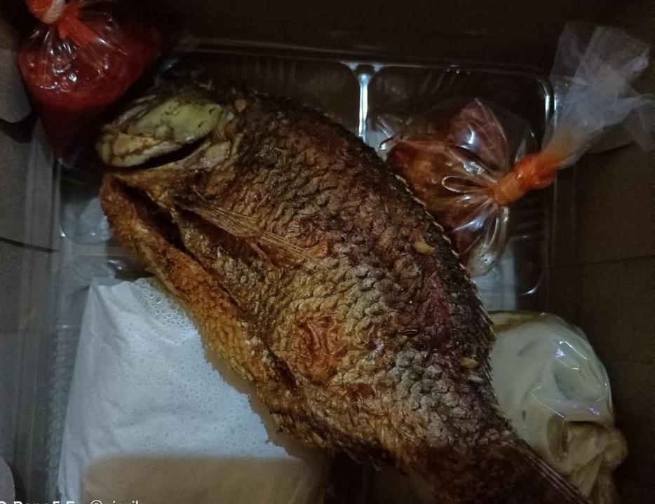 Lunch Box A JIMBARAN SEDERHANA