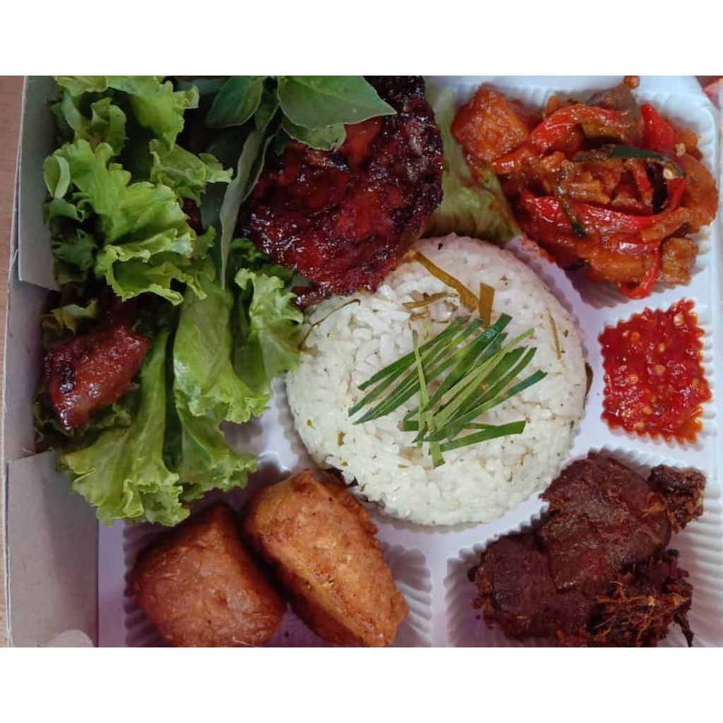 Paket nasi daun jeruk komplit