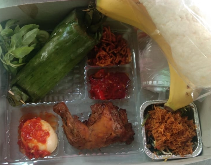 Paket nasi bakar komplit