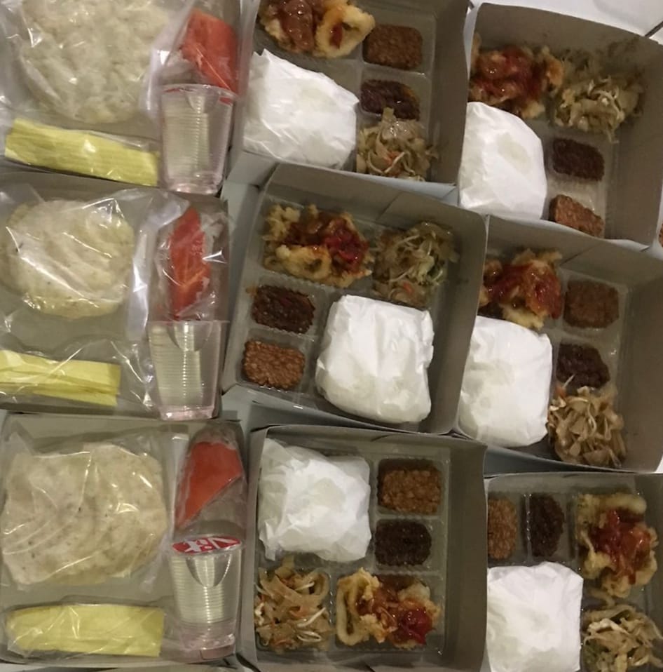 Nasi Box Paket Cumi, Harga 47000